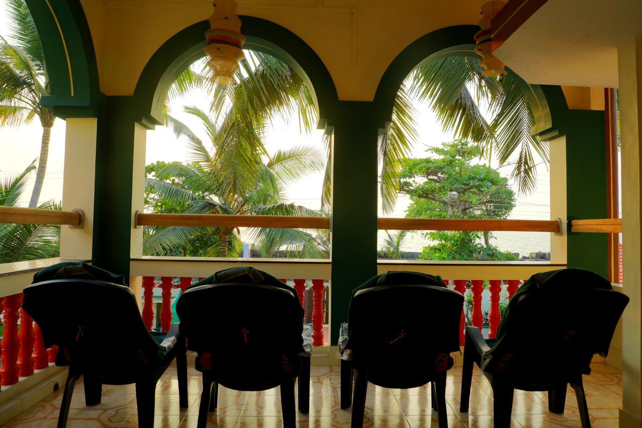 Sunset Beach Villa Cherai Kochi Екстериор снимка