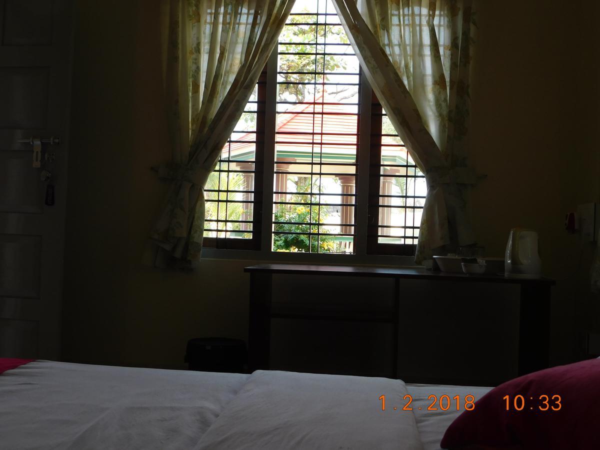 Sunset Beach Villa Cherai Kochi Екстериор снимка