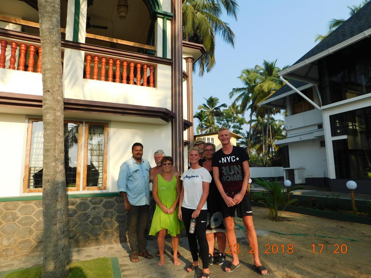 Sunset Beach Villa Cherai Kochi Екстериор снимка